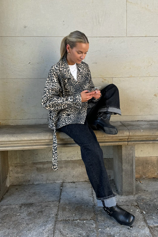Tini | Trench-Coat Court à Double Boutonnage pour Femmes