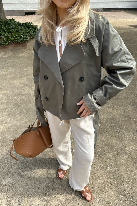Tini | Trench-Coat Court à Double Boutonnage pour Femmes