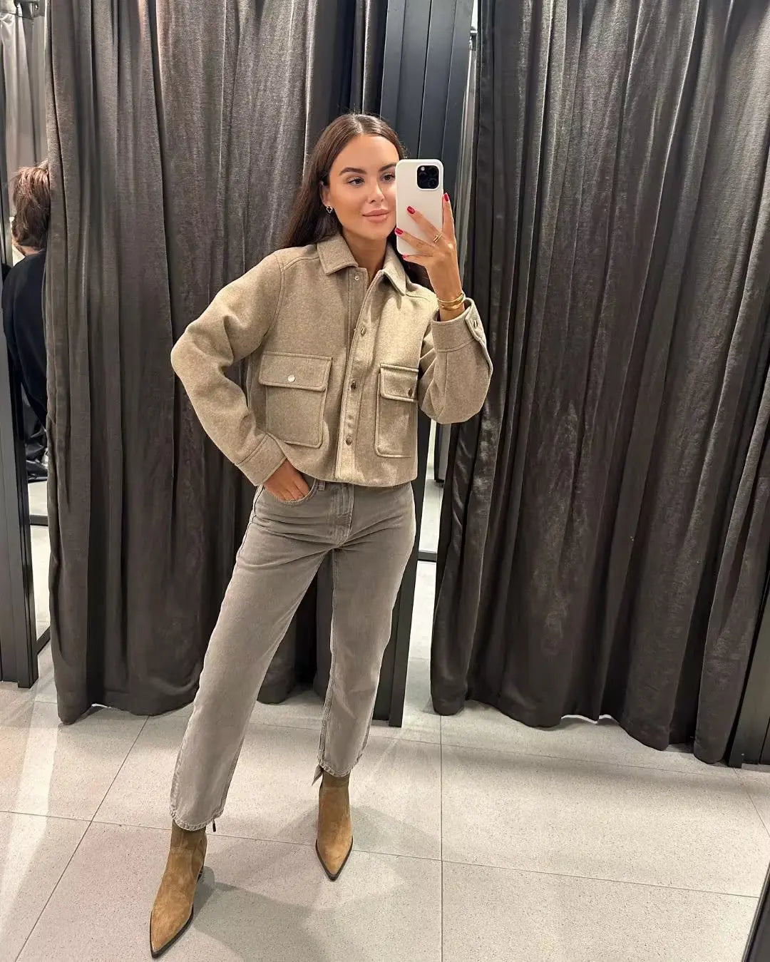 Lea - Veste Automnale Élégante avec Col Replié pour Femmes