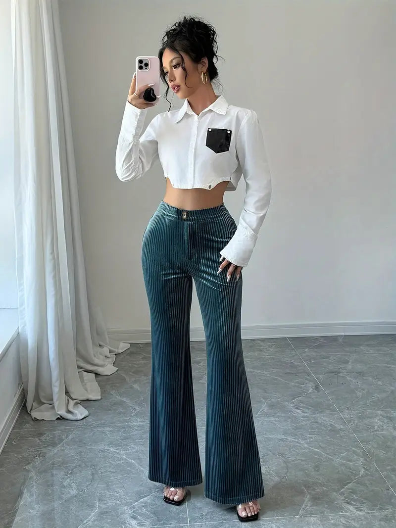 Della - Pantalon uni à jambes évasées