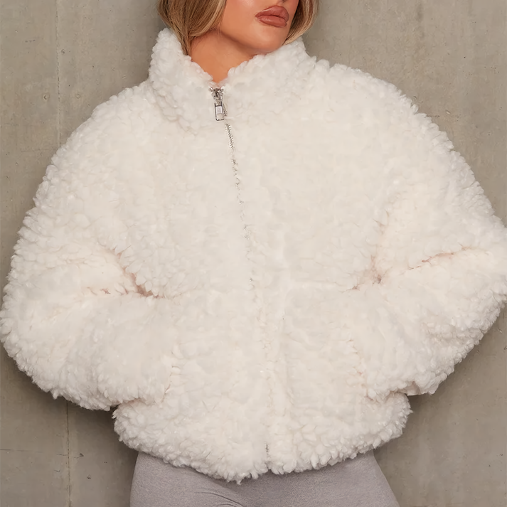 Beary | Veste Zip Femme Douce et Stylée en Peluche