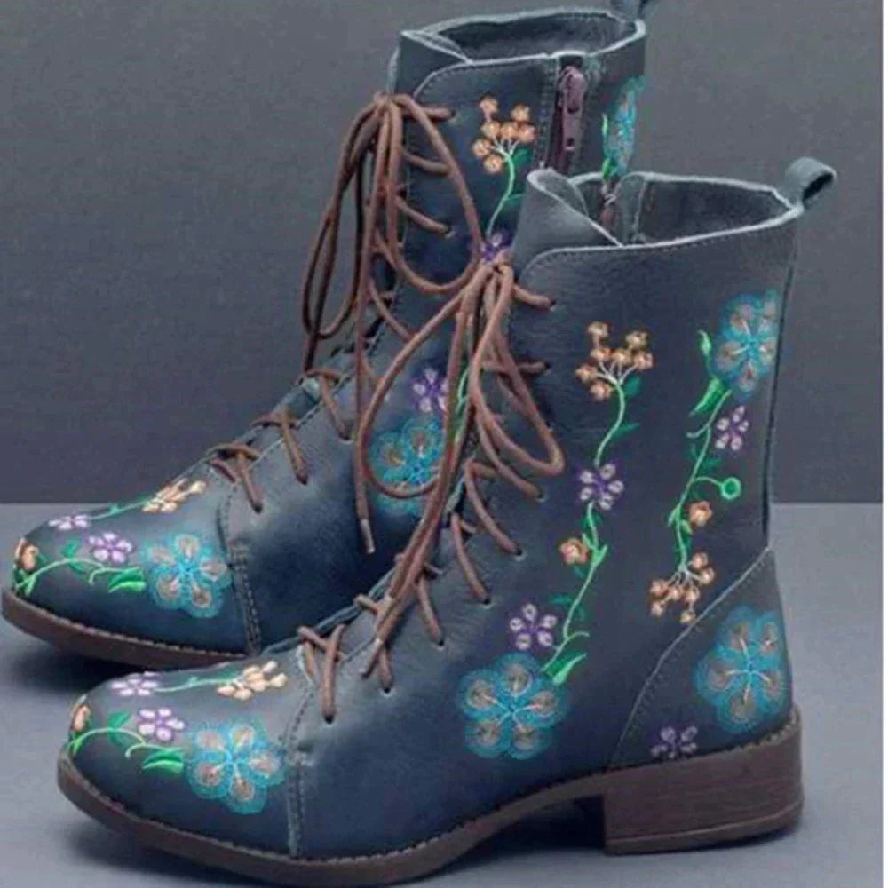 Speziela | Bottes Mi-Mollet à Talon Bas avec Lacets et Motif Floral