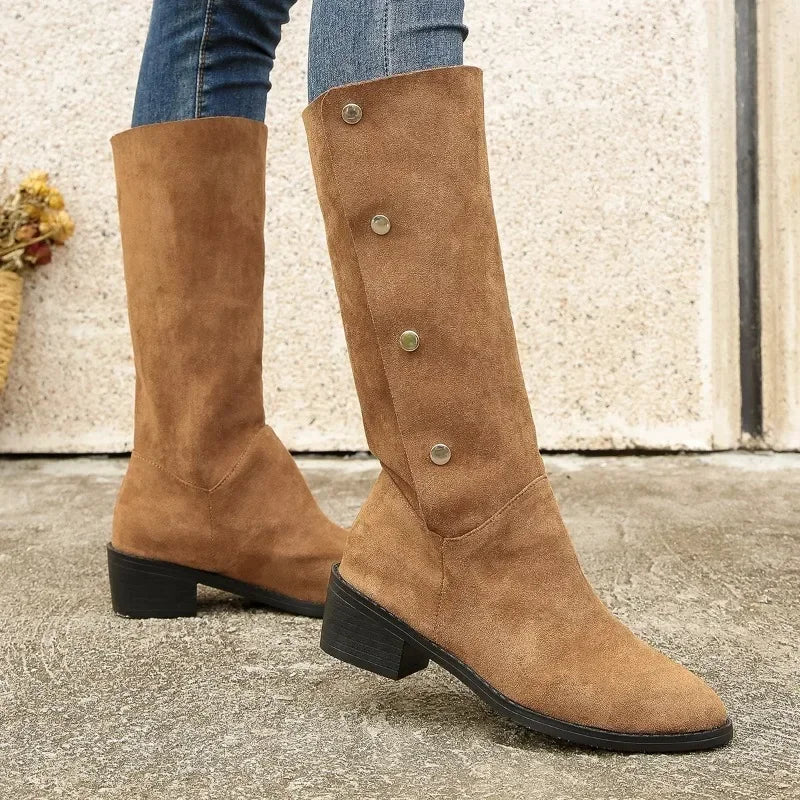 Letse | Bottes Mi-Mollet à Boutons Métalliques pour Femme – Élégance et Confort au Quotidien