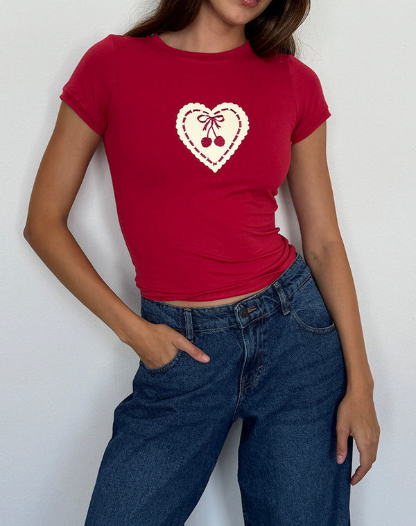 Kirzie | T-shirt Court Rouge avec Motif Cœur-Cerises